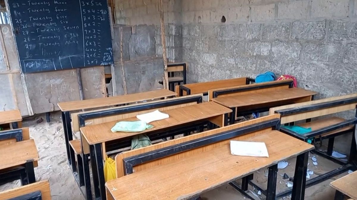 Únoscům v Nigérii uteklo 15 žáků a učitelů